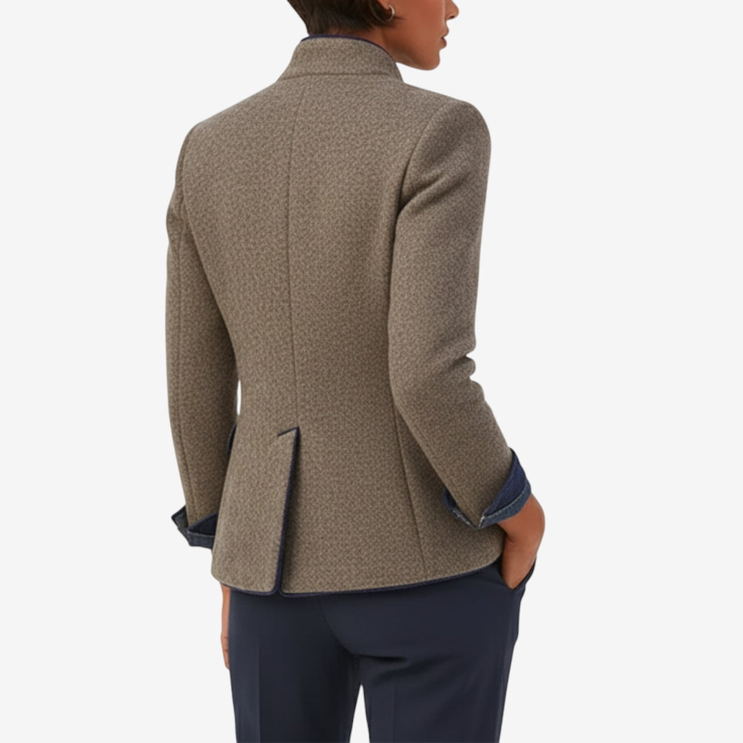 Eulalia™ Blazer Corte Clásico